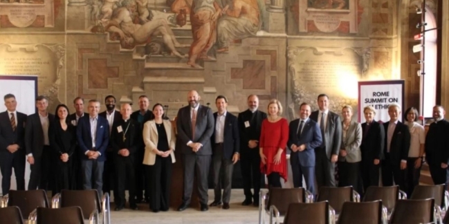 基督教與猶太教領袖簽署跨宗教聲明 呼籲建立符合倫理的人工智能 