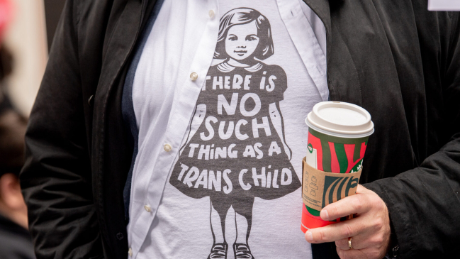 意大利法院承認13歲少女變性身份 成最年輕跨性別案例