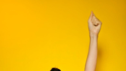 職場心理學提升工作質素:黃色締造創意