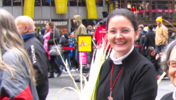 修女也TikTok 前喜劇團演員游走修院與社區