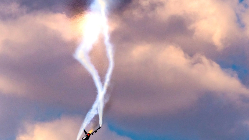 飛機險墜大海乘客勇救:上帝護航安降跑道