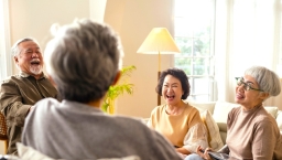 日本助授喚老人剖腹遭批評 澄清言論被斷章取義