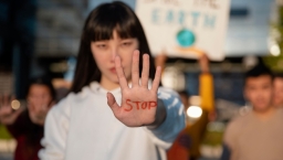 日本民調:九成異端教徒子女被迫參加組織儀式