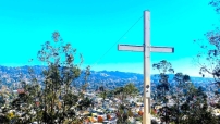 失落的宗教符號 奧爾巴尼山公園拆除巨型十字架