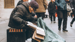 垃圾膠袋徵費雖暫緩 組織憂拾荒者被消滅