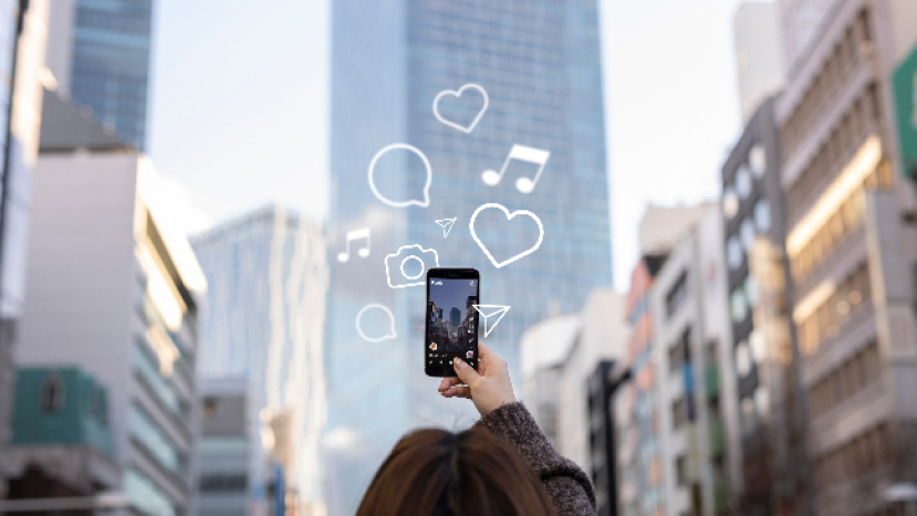 TikTok導人上癮?網紅逆向讀經跳舞振奮千萬觀眾