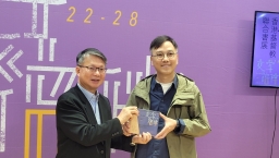 「清潔阿嬸」寫入聖經？梁柏堅廣東話意譯連結時代處境